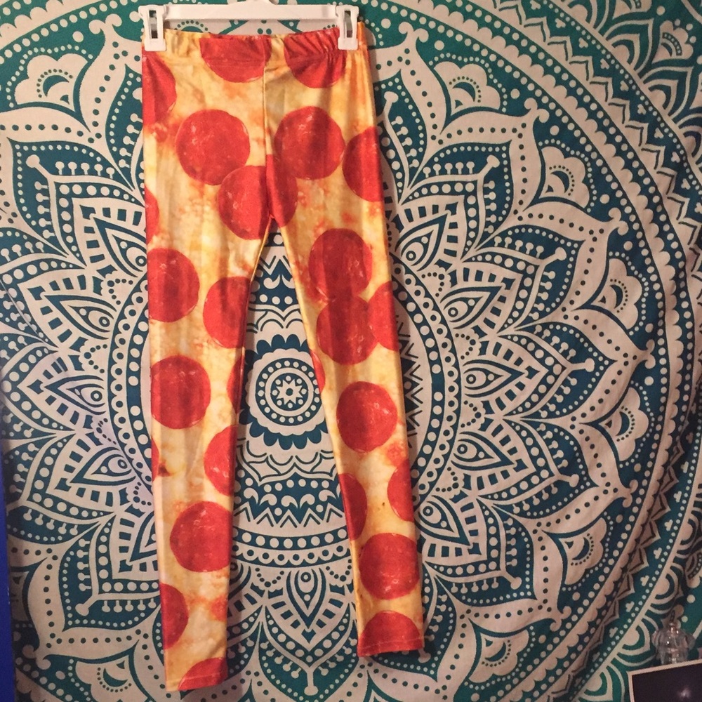 Rage On: 🍕Pizza print Leggings! NWT!